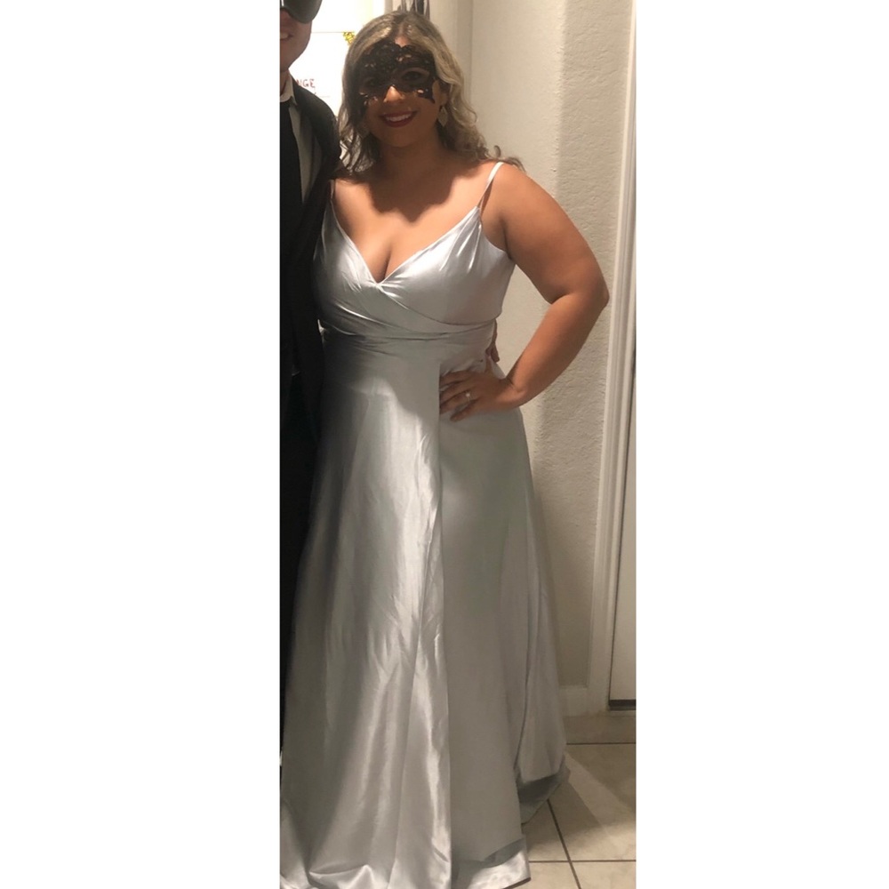 Dress ordered off of Amazon. Silver. Size 18W.